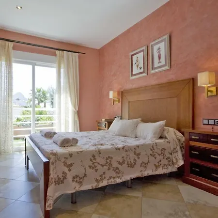 Villa Segovia *